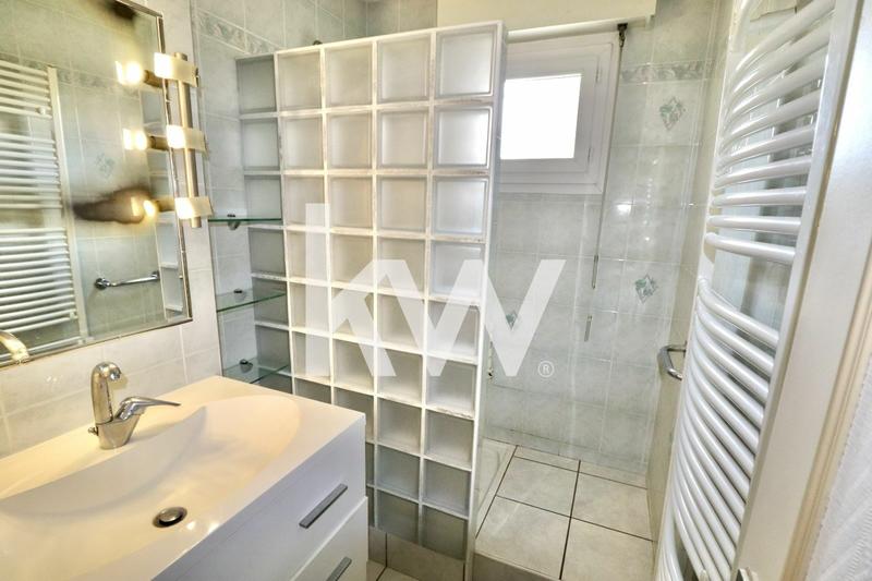 Appartement - 82 m² - 4 pièces