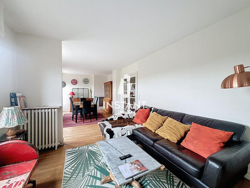 Appartement - 85 m² - 5 pièces