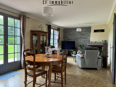 Maison - 104 m² - 4 pièces