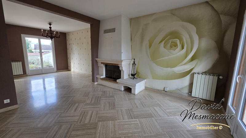 Maison - 207 m² - 9 pièces