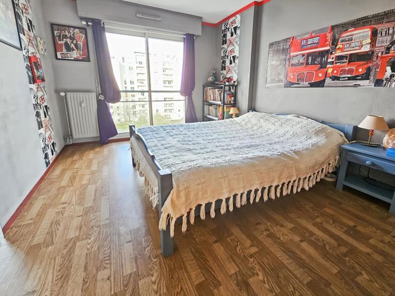 Appartement - 97 m² - 4 pièces