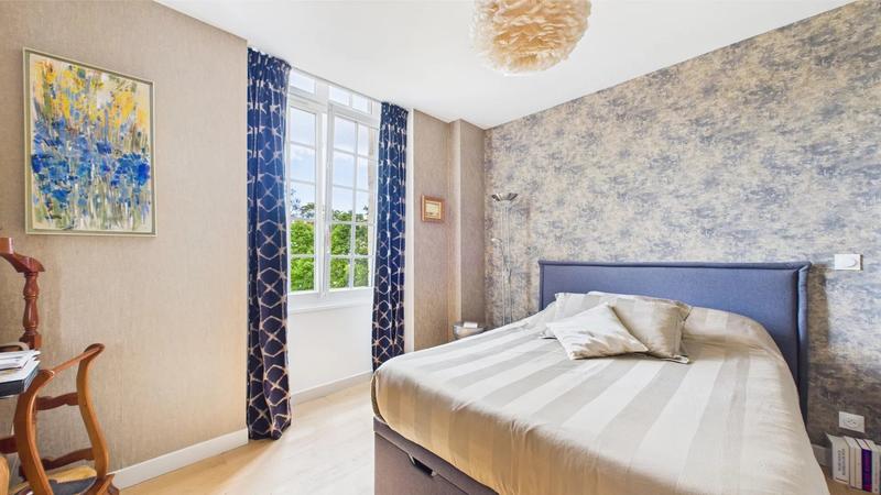 Appartement - 95 m² - 4 pièces