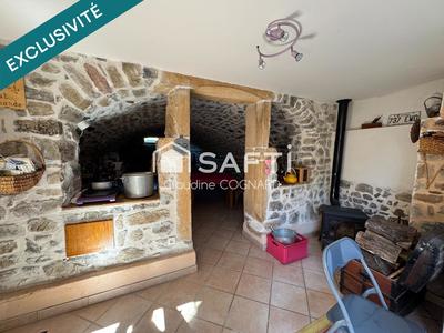 Maison - 101 m² - 5 pièces