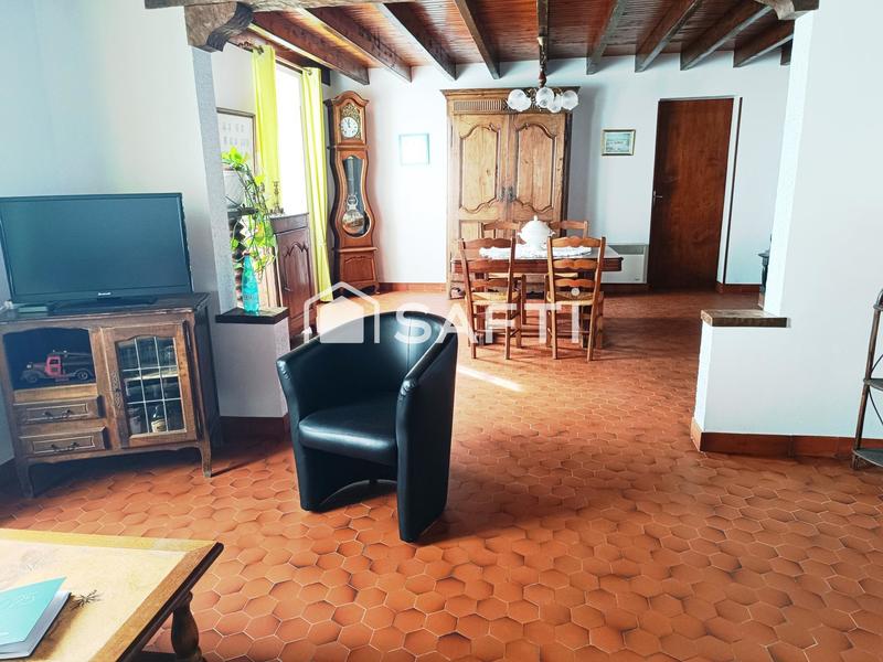 Maison - 140 m² - 5 pièces