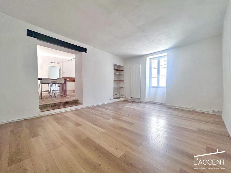 Maison - 188 m² - 5 pièces