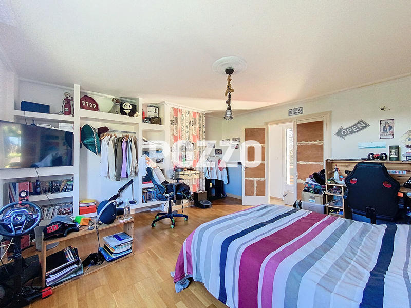 Maison - 153 m² - 5 pièces