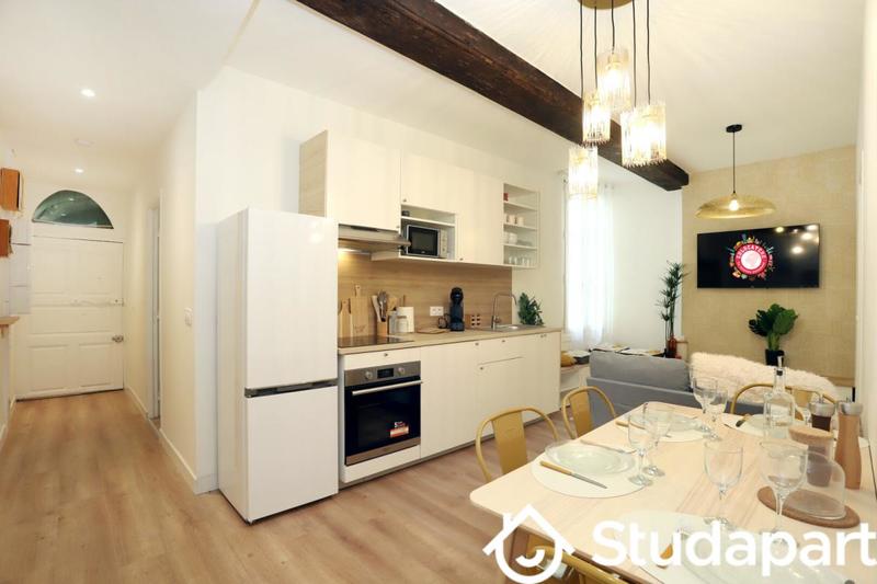 Chambre - 10 m² - 1 pièce