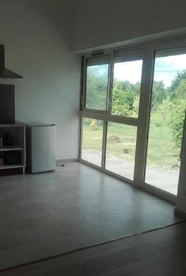 Studio - 40 m² - 1 pièce