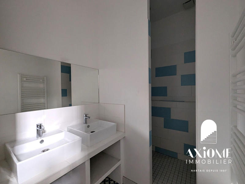 Appartement - 140 m² - 5 pièces