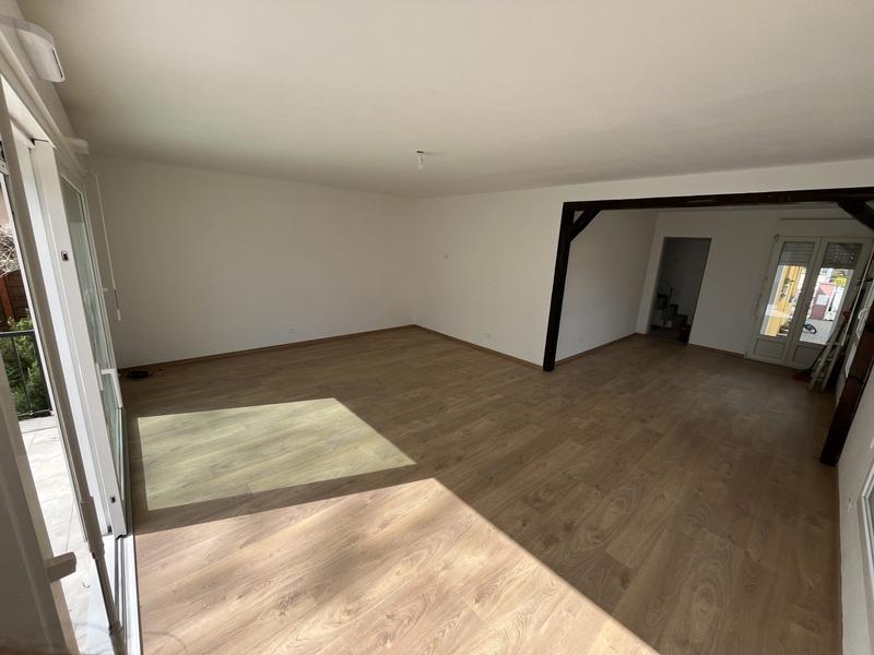 Maison - 96 m² - 4 pièces