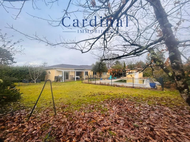 Maison - 150 m² - 9 pièces