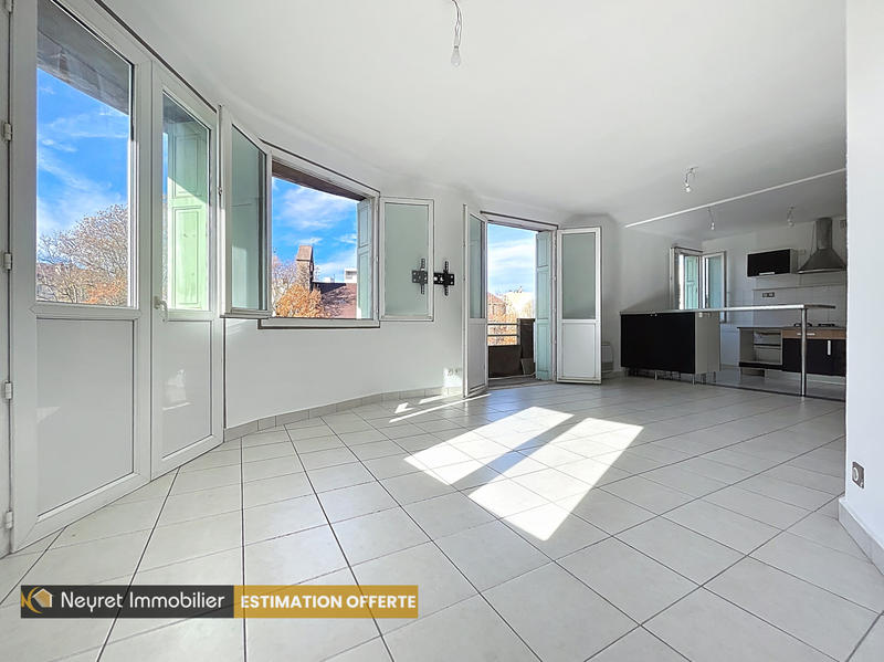 Appartement - 73 m² - 3 pièces