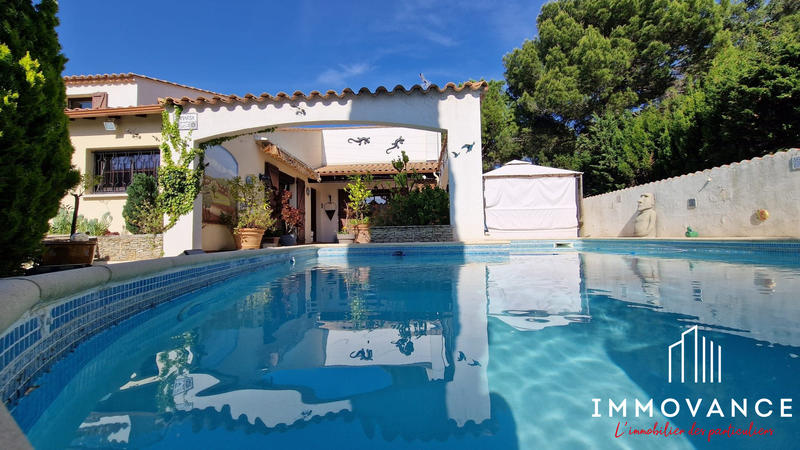 Maison - 176 m² - 7 pièces