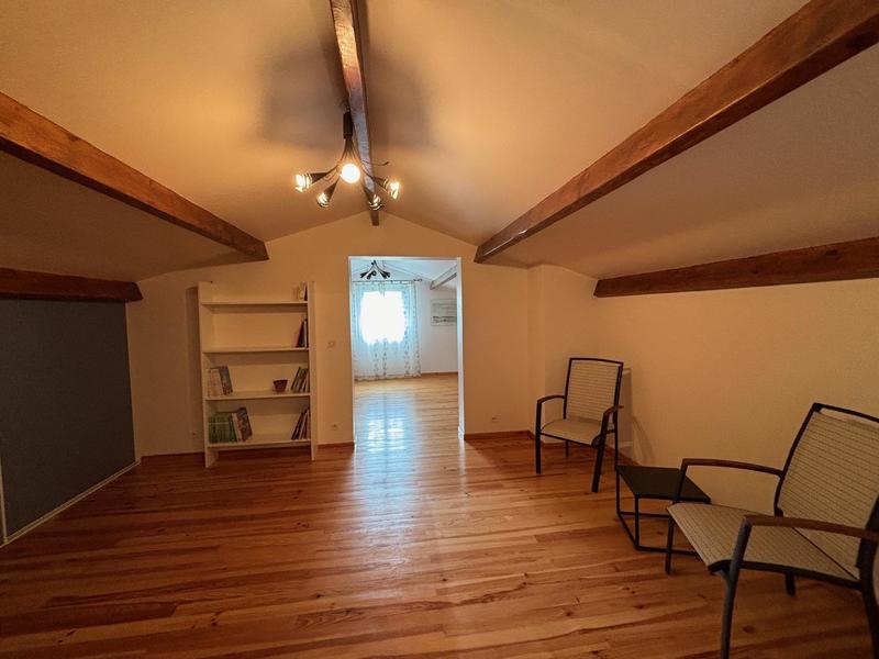 Maison - 236 m² - 5 pièces