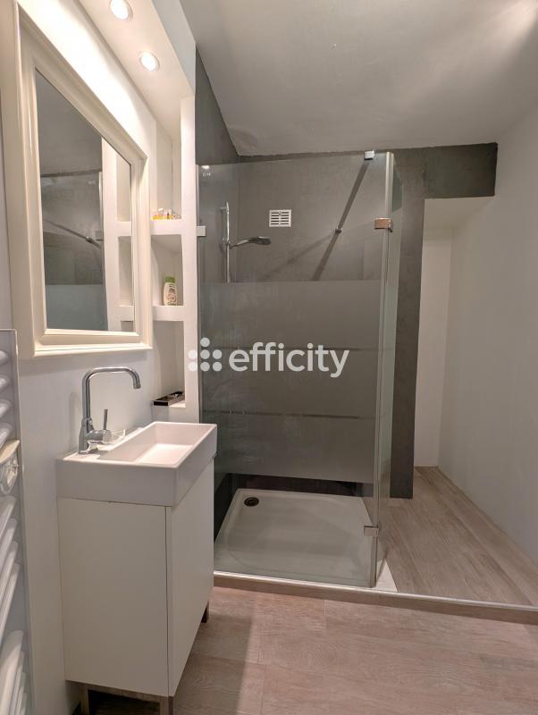 Appartement - 60 m² - 2 pièces