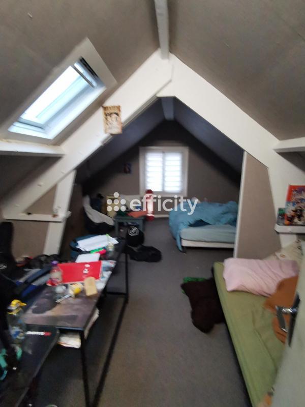 Maison de ville - 80 m² - 5 pièces