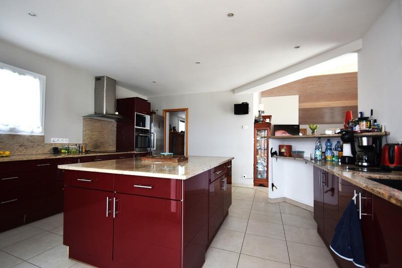 Villa - 180 m² - 7 pièces