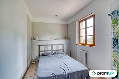 Maison traditionnelle - 340 m² - 16 pièces