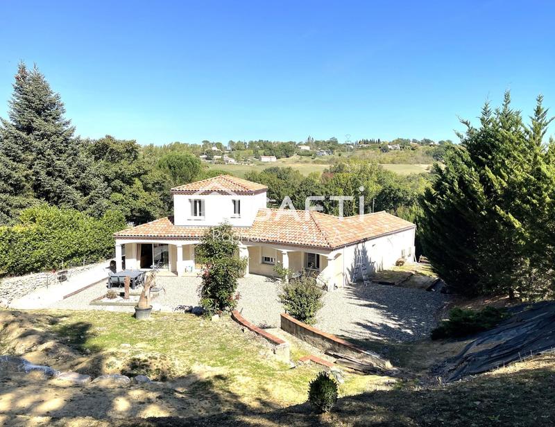 Maison - 150 m² - 6 pièces