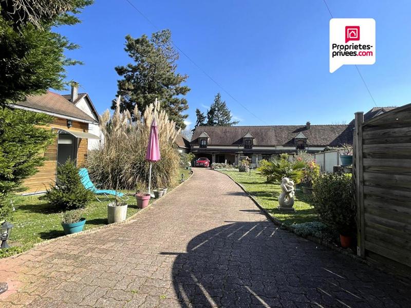 Maison - 205 m² - 8 pièces