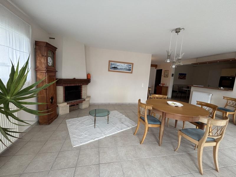 Maison - 84 m² - 4 pièces