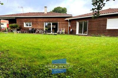 Maison - 136 m² - 6 pièces