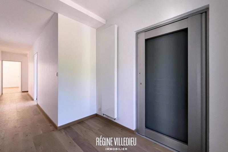 Maison - 197 m² - 5 pièces