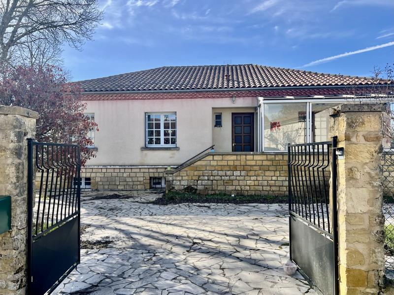 Maison traditionnelle - 122 m² - 5 pièces