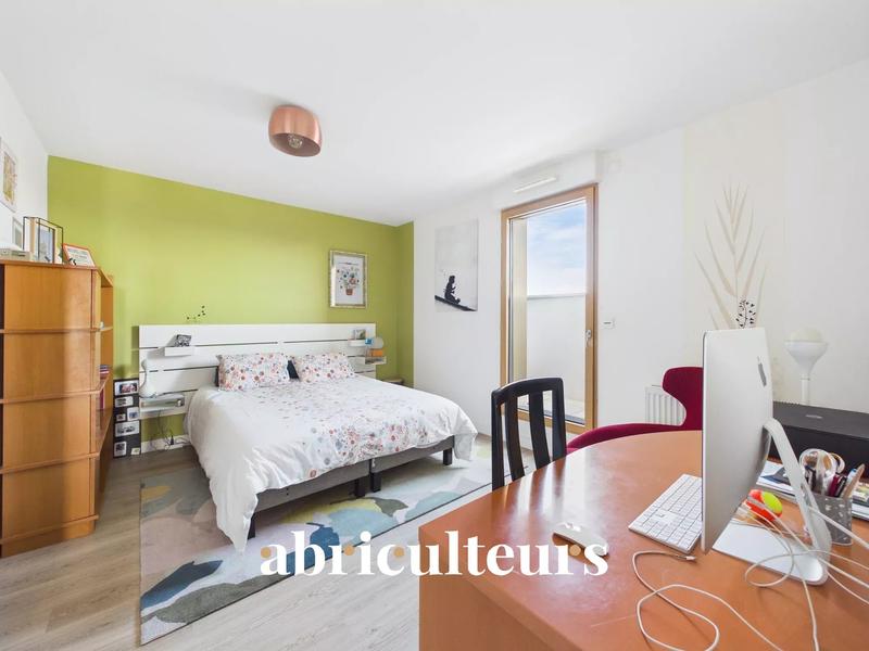 Appartement - 105 m² - 5 pièces