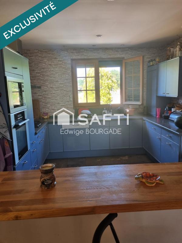 Maison - 184 m² - 8 pièces