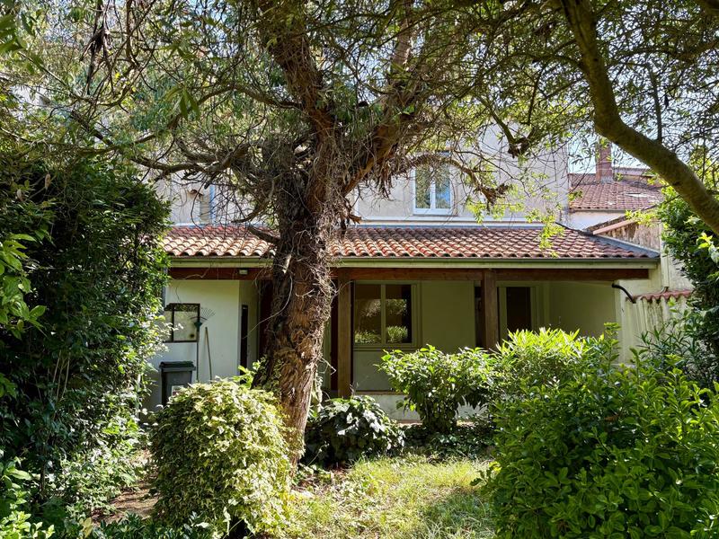 Maison de ville - 135 m² - 6 pièces