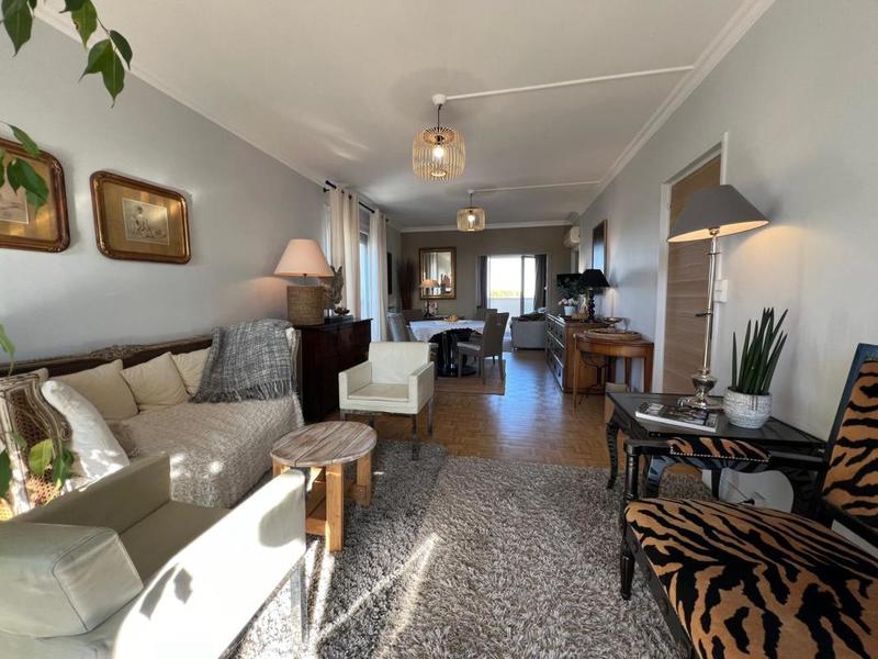 Appartement - 93 m² - 4 pièces