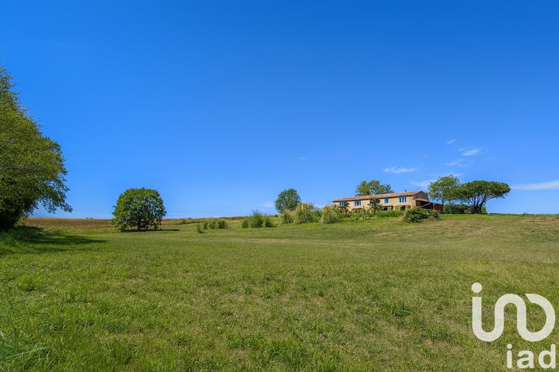 Maison - 195 m² - 7 pièces