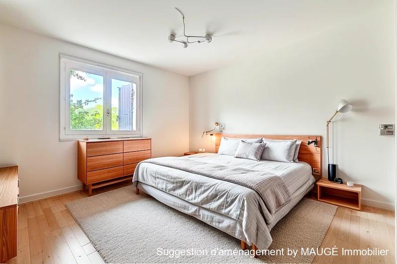 Maison - 215 m² - 8 pièces