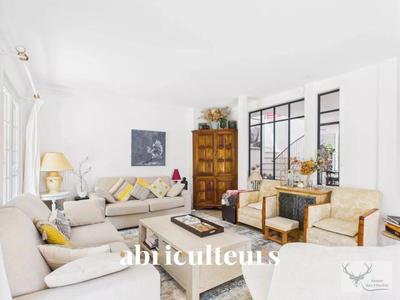 Maison - 167 m² - 6 pièces