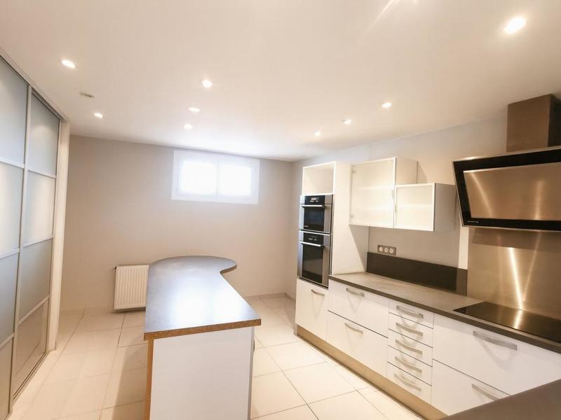 Appartement - 80 m² - 3 pièces