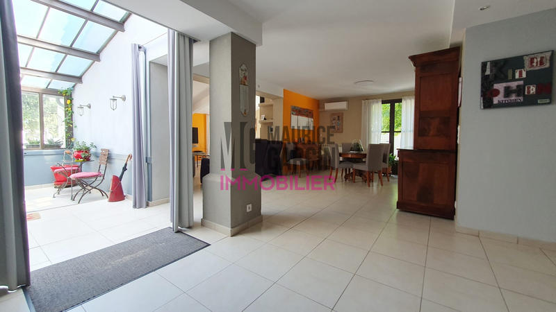 Maison - 176 m² - 6 pièces