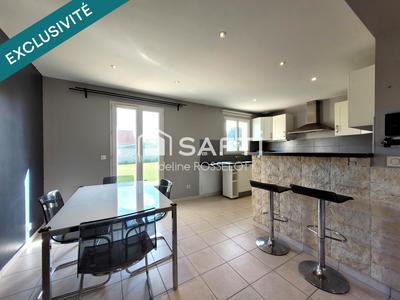 Maison - 98 m² - 5 pièces