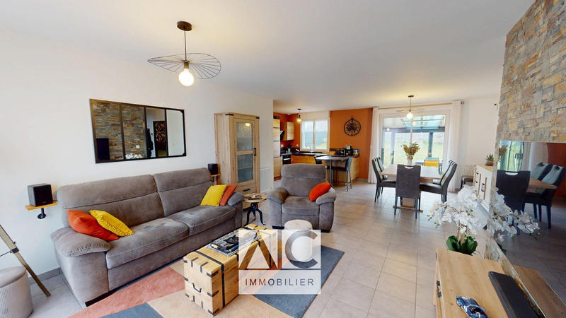 Maison - 76 m² - 4 pièces