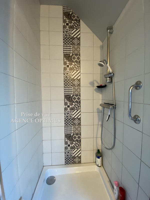 Maison - 121 m² - 6 pièces