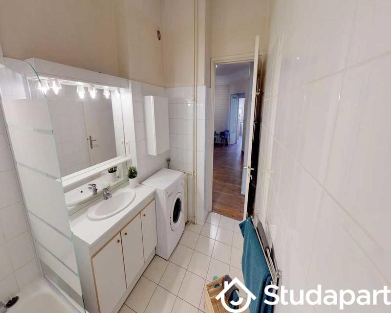 Chambre - 110 m² - 1 pièce