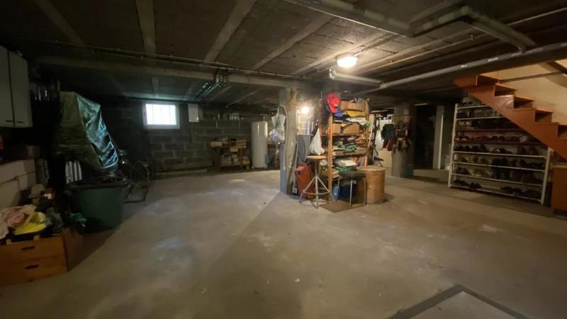 Maison - 162 m² - 9 pièces