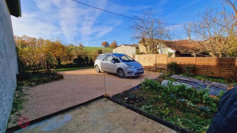 Propriété - 223 m² - 10 pièces