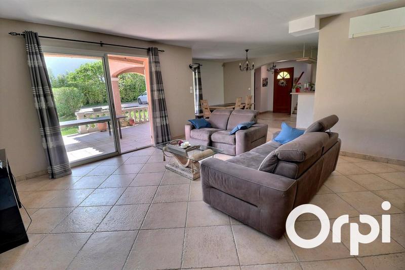 Maison - 134 m² - 5 pièces