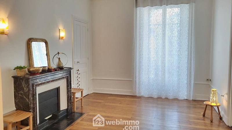 Appartement - 200 m² - 7 pièces