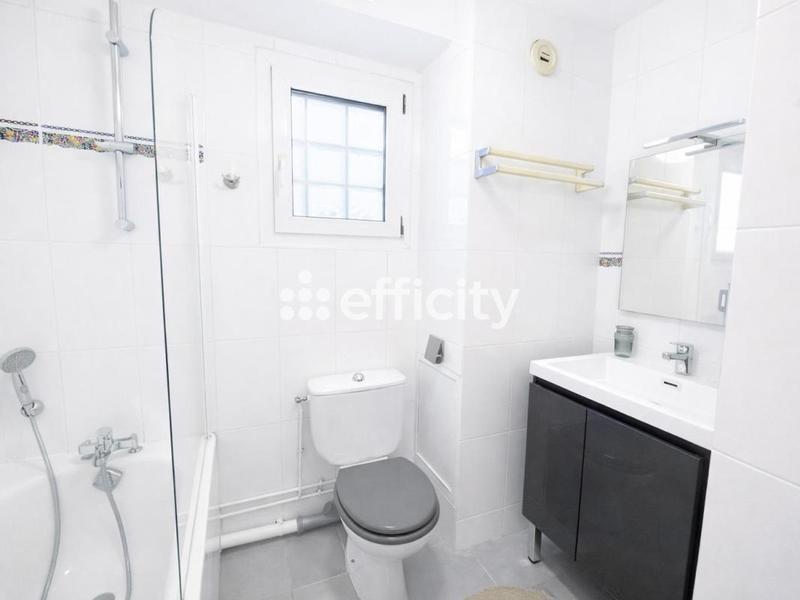 Studio - 21 m² - 1 pièce