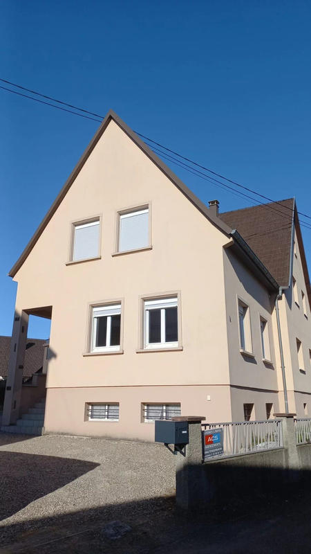 Maison - 207 m² - 7 pièces