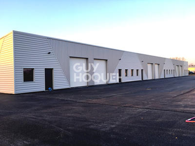 Local d'activité / Entrepôt - 136 m²