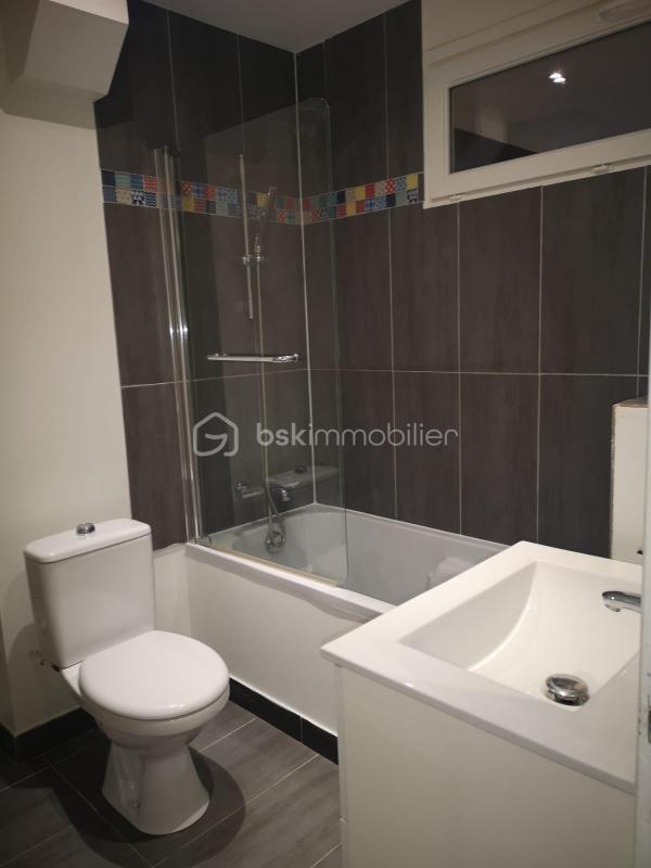 Immeuble - 128 m² - 6 pièces