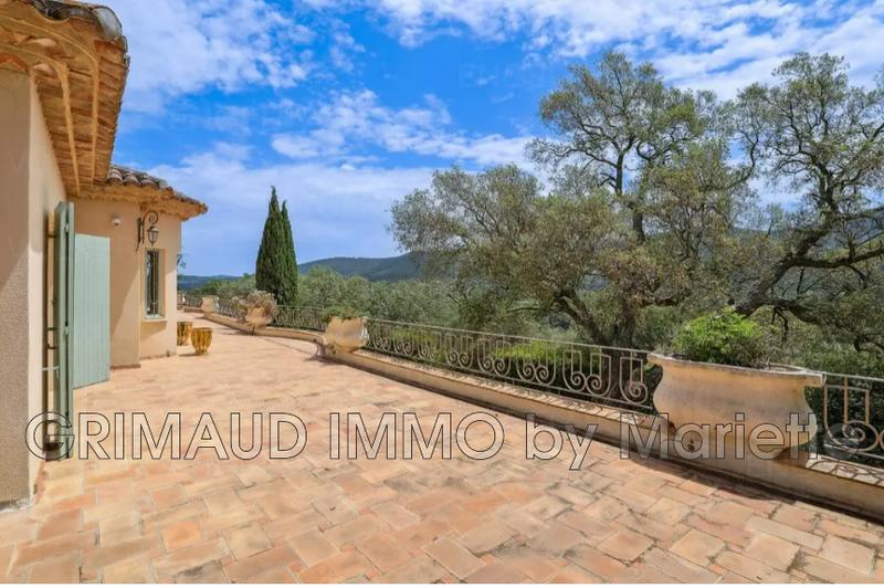 Villa - 195 m² - 6 pièces